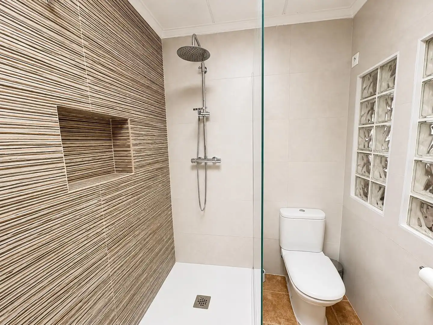 Baño de Casa adosada en venta en Benejúzar con Aire acondicionado, Calefacción y Terraza