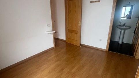 Foto 3 de Piso en venta en Santa María de la Alameda, Madrid