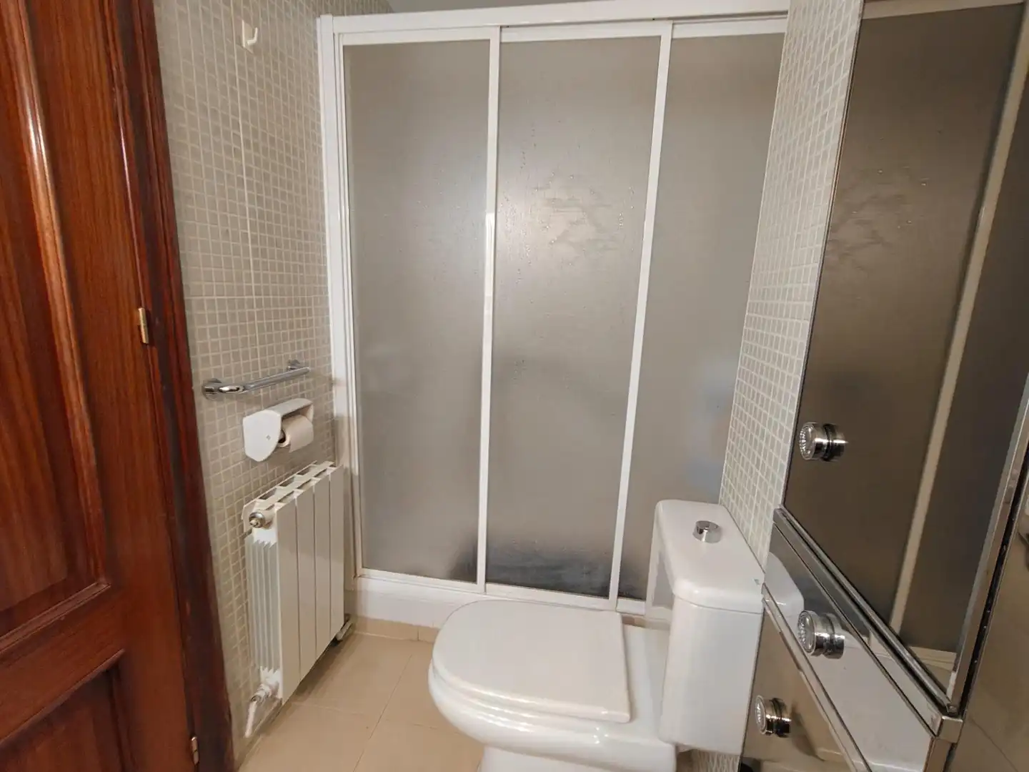 Room in Calle Dr, Pareja Yebenes, Plaza de Toros