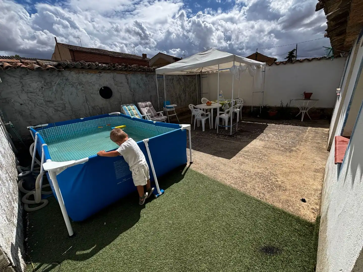Piscina de Casa o xalet en venda en Requena de Campos, Palencia