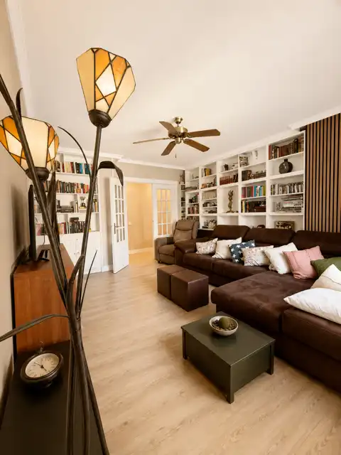 Living room of Flat for sale in Madrid  with Heating, Parquet flooring and Oven