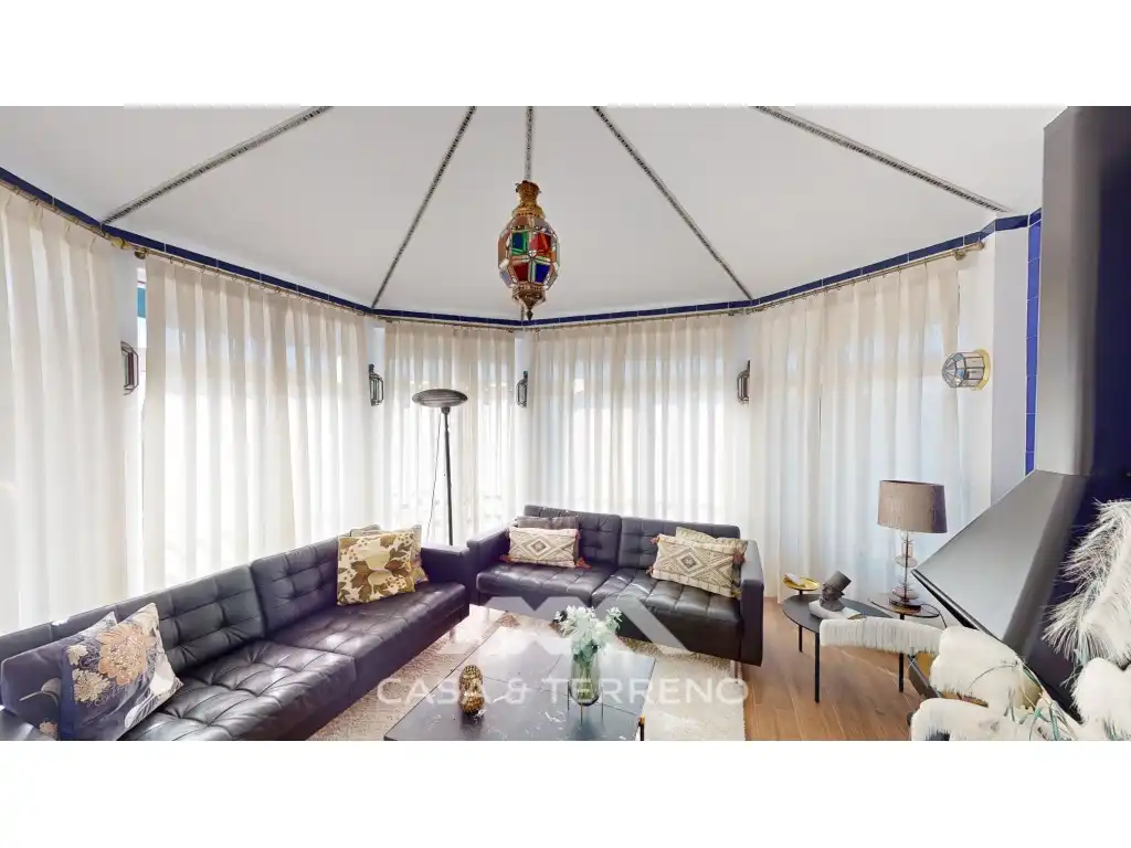 Sala d'estar de Casa o xalet en venda en Vélez-Málaga amb Aire condicionat, Jardí privat i Terrassa
