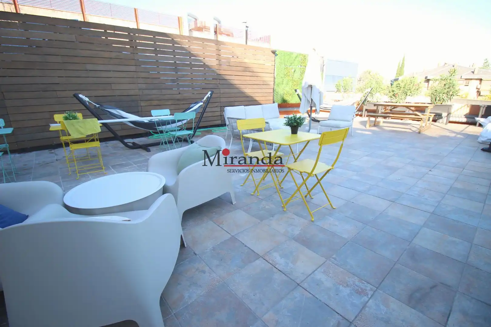 Terraza de Estudio para compartir en Villaviciosa de Odón con Aire acondicionado, Calefacción y Terraza