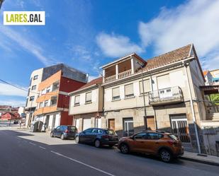 Vista exterior de Casa o xalet en venda en Moaña amb Terrassa, Traster i Moblat