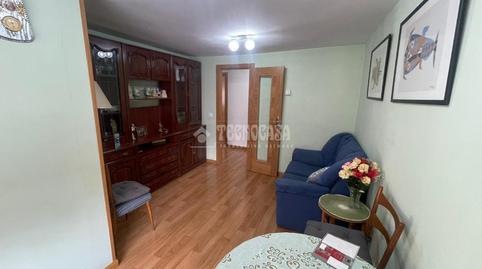 Foto 3 de Piso en venta en Amposta,  Madrid Capital