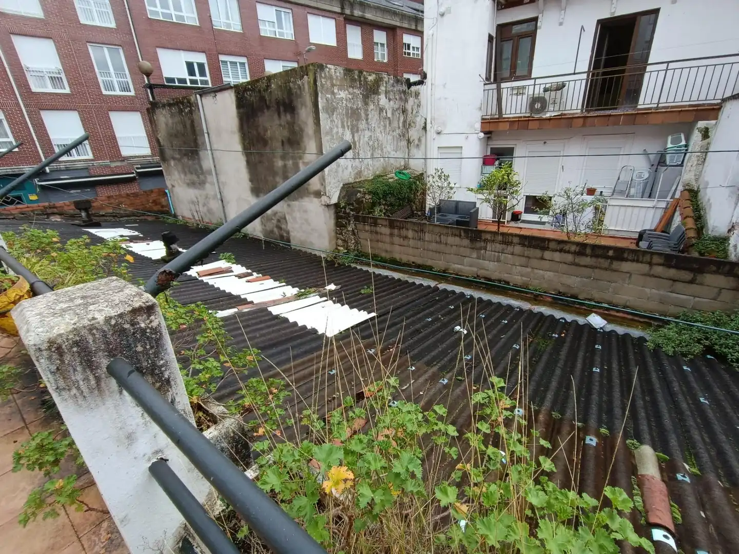 Vista exterior de Piso en venta en Torrelavega  con Terraza y Amueblado