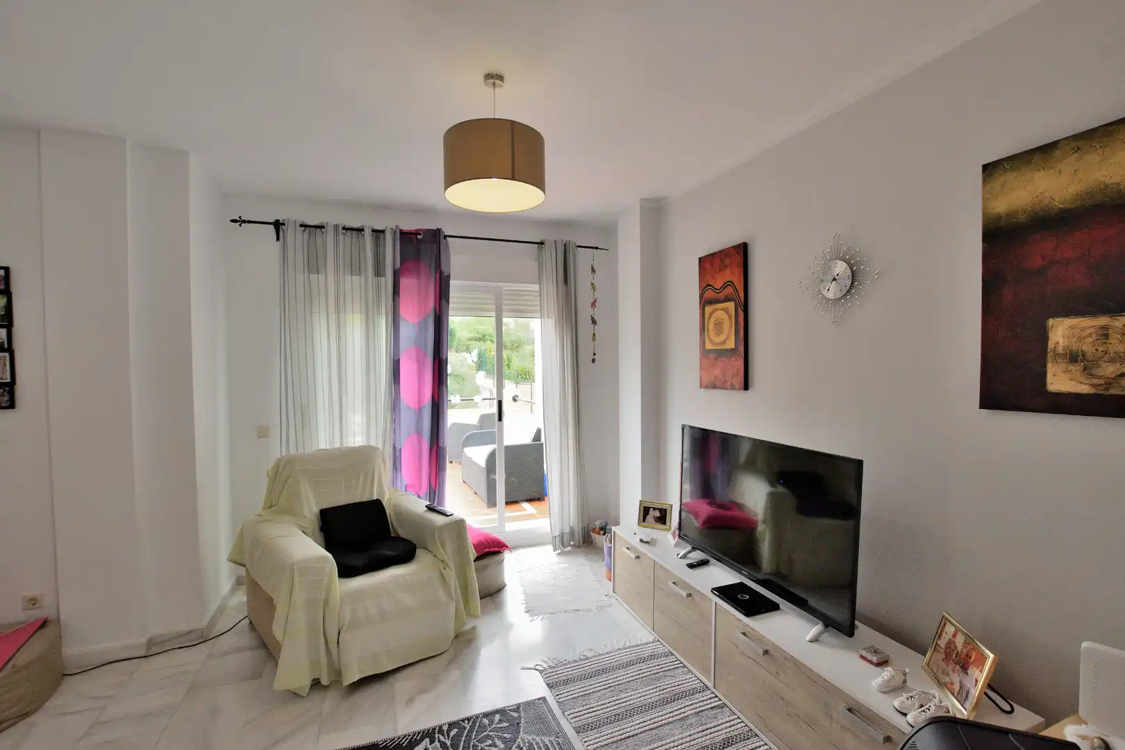 Living room of Detached homes for sale in Manilva  with Air Conditioner, Private garden and Terrace