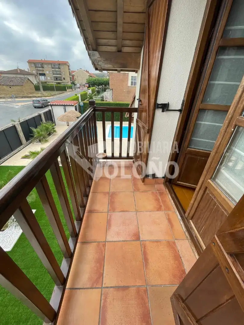 Terraza de Casa o chalet en venta en Cuzcurrita de Río Tirón con Calefacción, Jardín privado y Parquet