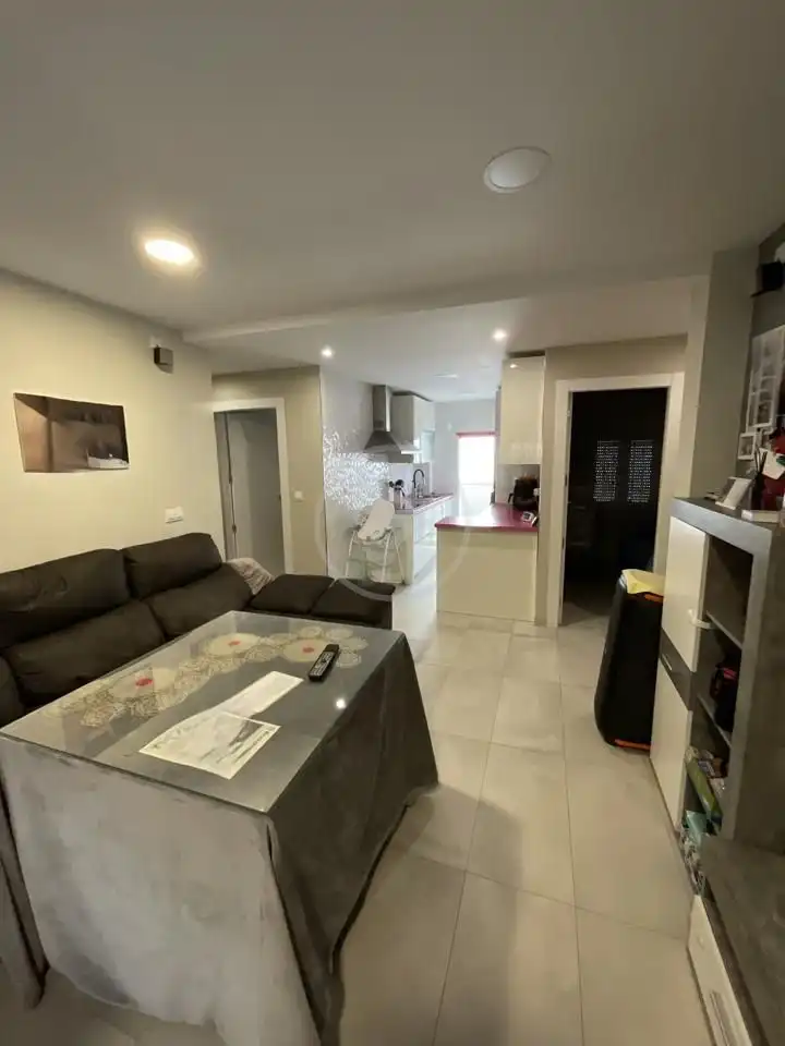 Ground floor for sale in Linares  with Air Conditioner