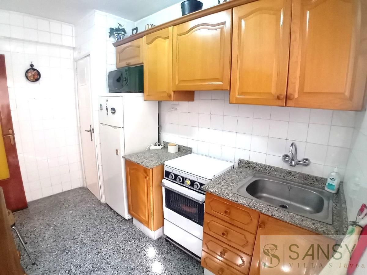 Cuina de Apartament en venda en Oliva amb Aire condicionat, Calefacció i Balcó