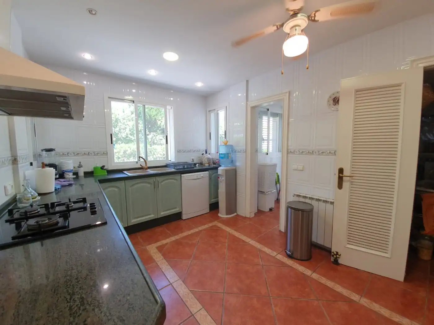 Cocina de Casa o chalet en venta en Chiva con Calefacción, Jardín privado y Terraza