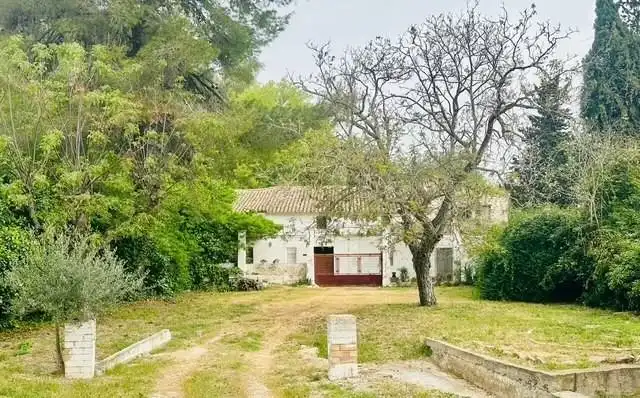 Landhaus mit Pool zum Verkauf in Aldover