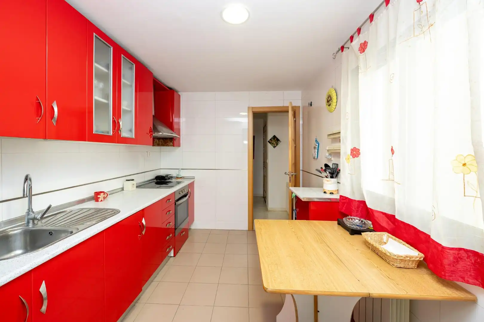 Cocina de Piso en venta en Granada con Calefacción, Terraza y Trastero