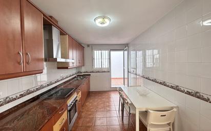 Kitchen of Single-family semi-detached for sale in Lebrija  with Air Conditioner, Heating and Terrace