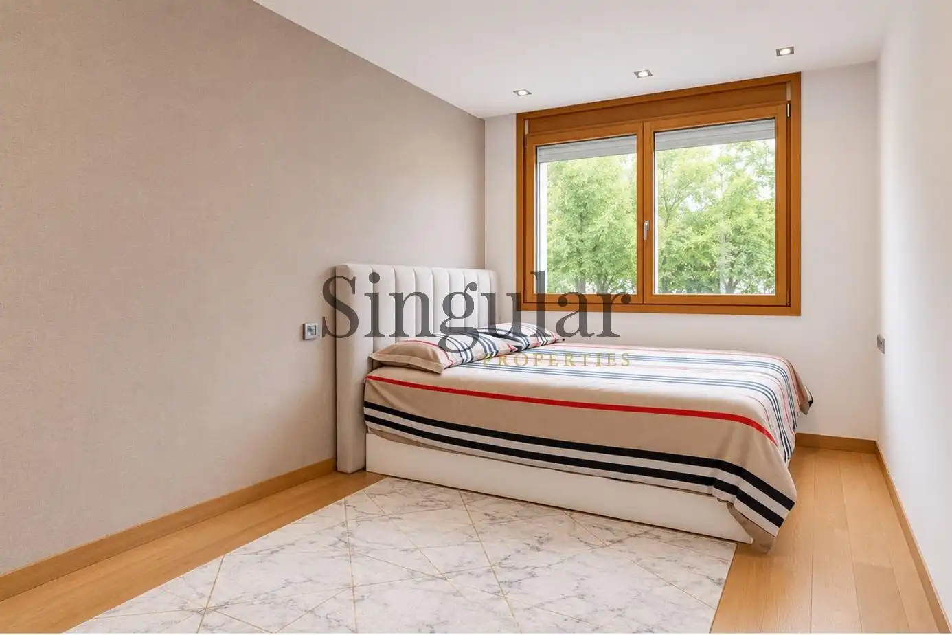 Habitación de Piso en venta en Barcelona con Aire acondicionado, Calefacción y Terraza