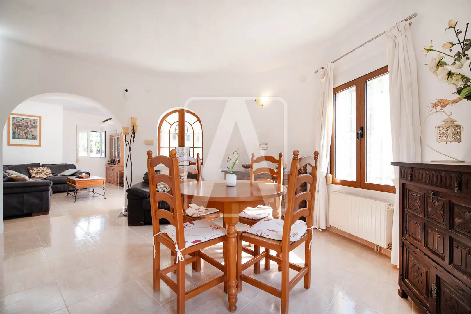 Villa con piscina in vendita a Carrió - La Merced - Los Pinos, imagen 4