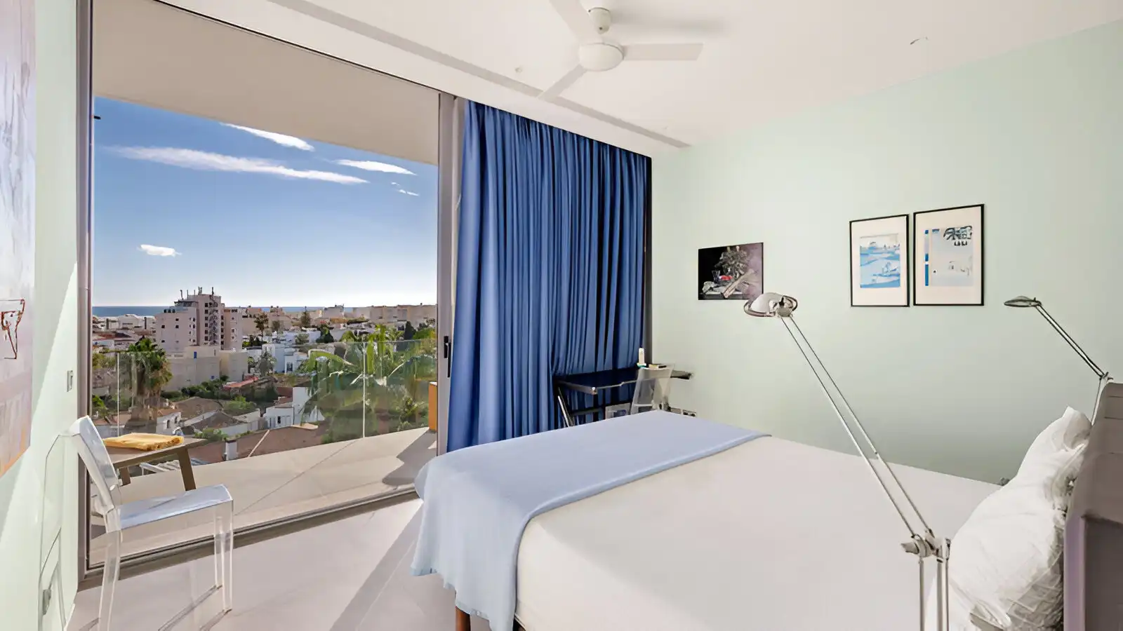 Bedroom of Houses for sale in Torremolinos  with Air Conditioner, Private garden and Terrace