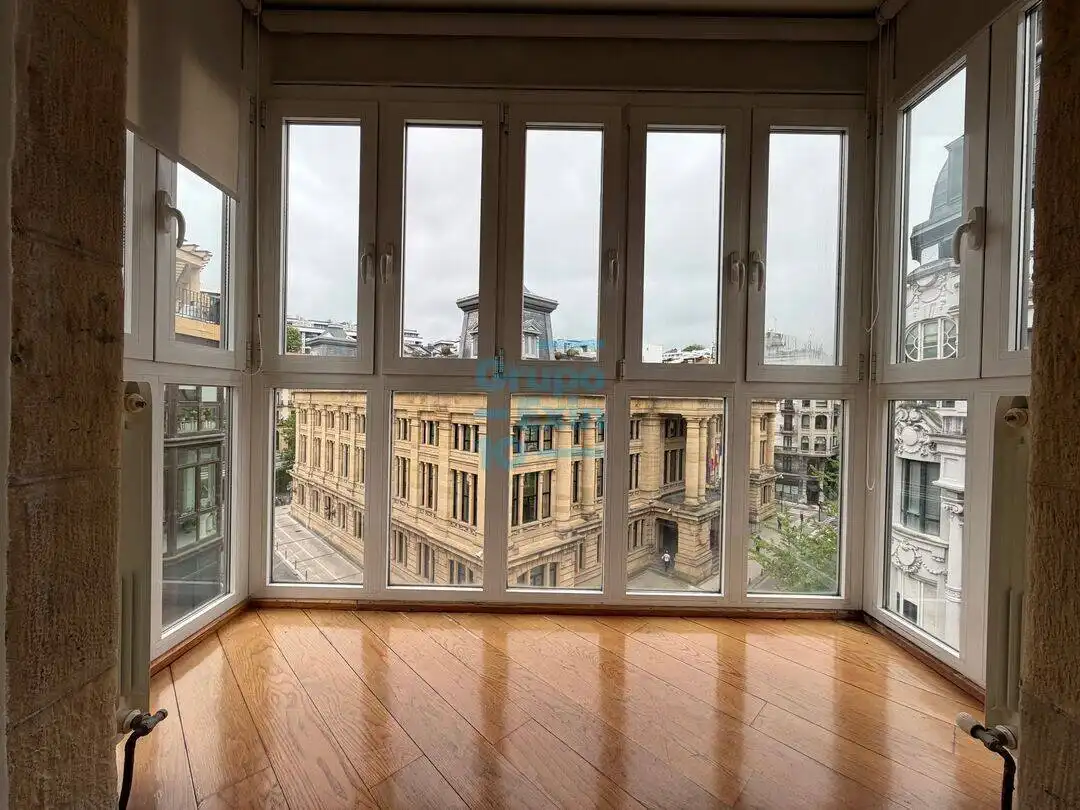 Flat for rent in Área Romántica