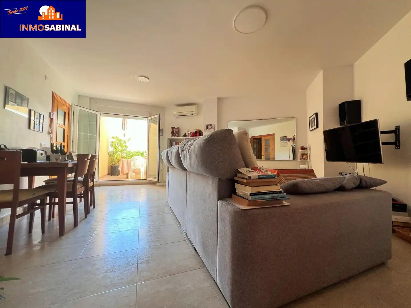 Sala de estar de Piso en venta en Roquetas de Mar con Aire acondicionado y Terraza