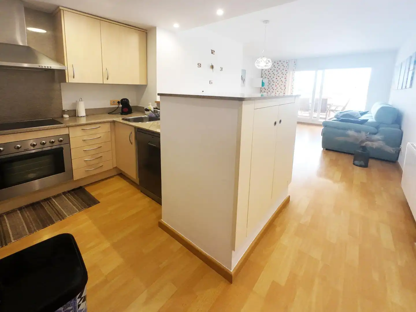 Cocina de Apartamento en venta en Roses con Calefacción, Terraza y Piscina comunitaria