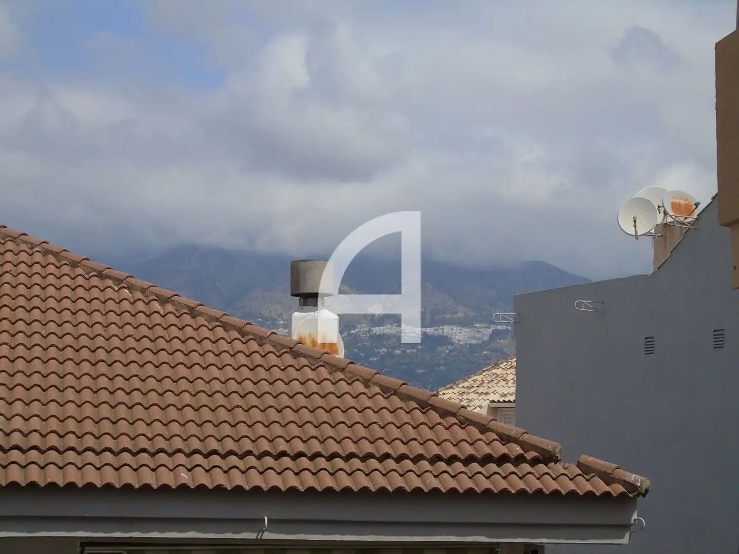 Vista exterior de Piso en venta en Fuengirola con Aire acondicionado, Calefacción y Terraza
