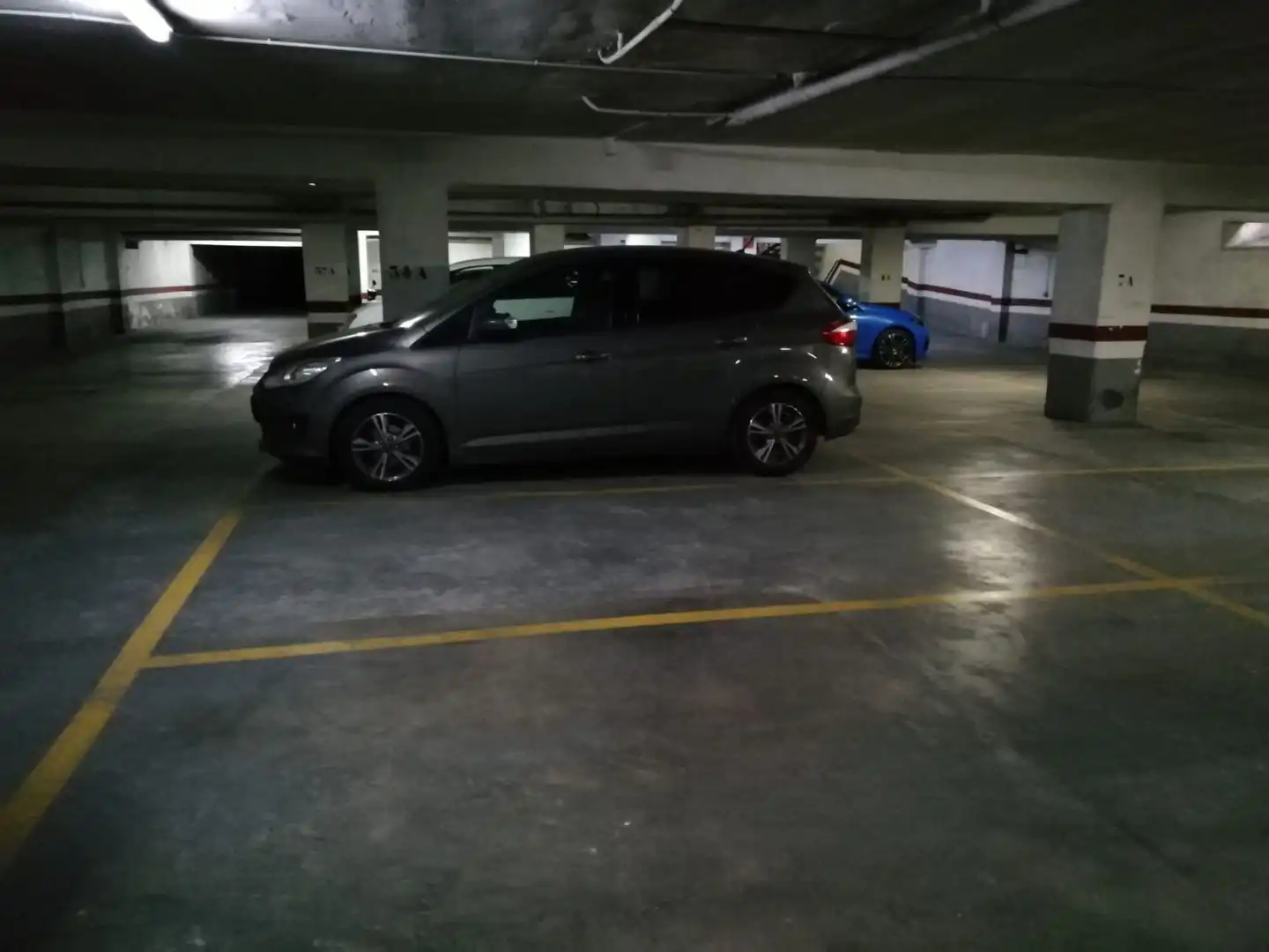 Parkplatz von Garage zur Miete in Algirós