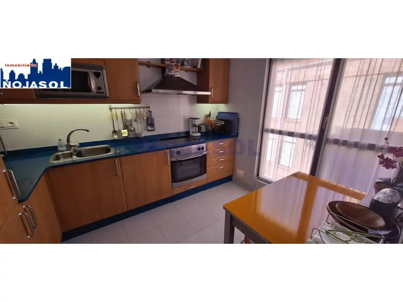 Cocina de Piso de alquiler en Noja con Calefacción, Parquet y Amueblado