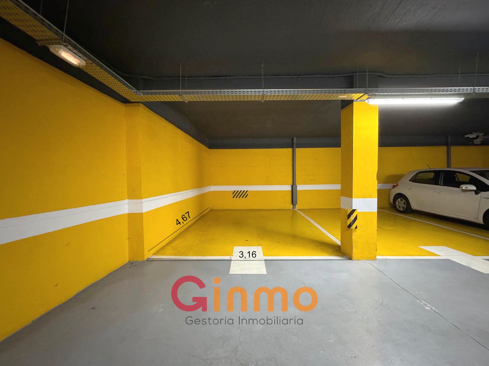 Parking of Garage for sale in  Madrid Capital