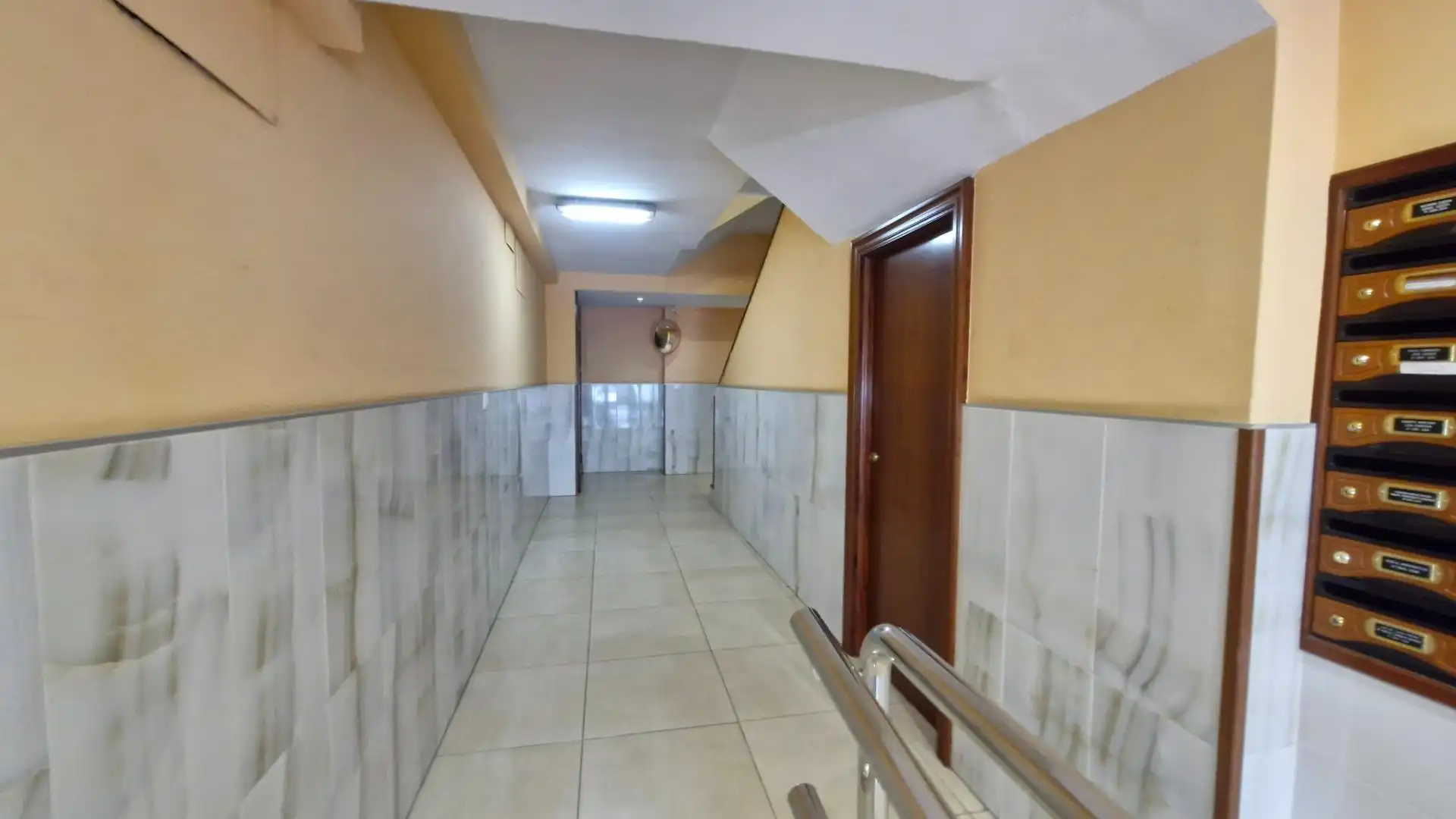 Flat for sale in Erandio