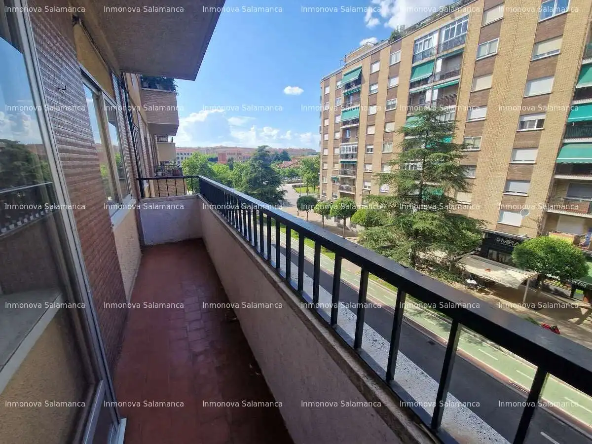 Balcony of Flat for sale in Salamanca  with Heating, Terrace and Furnished