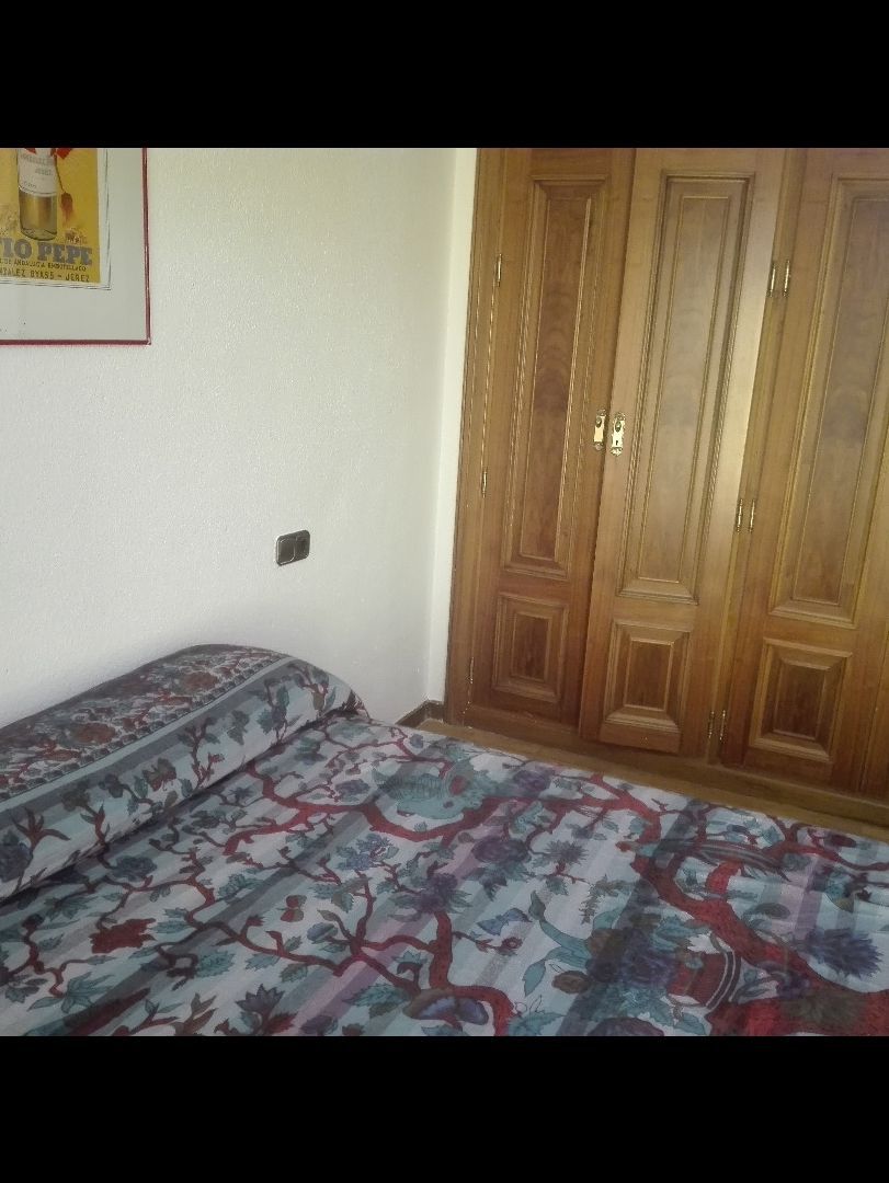 Habitación de Piso de alquiler en Salamanca Capital con Calefacción, Parquet y Amueblado
