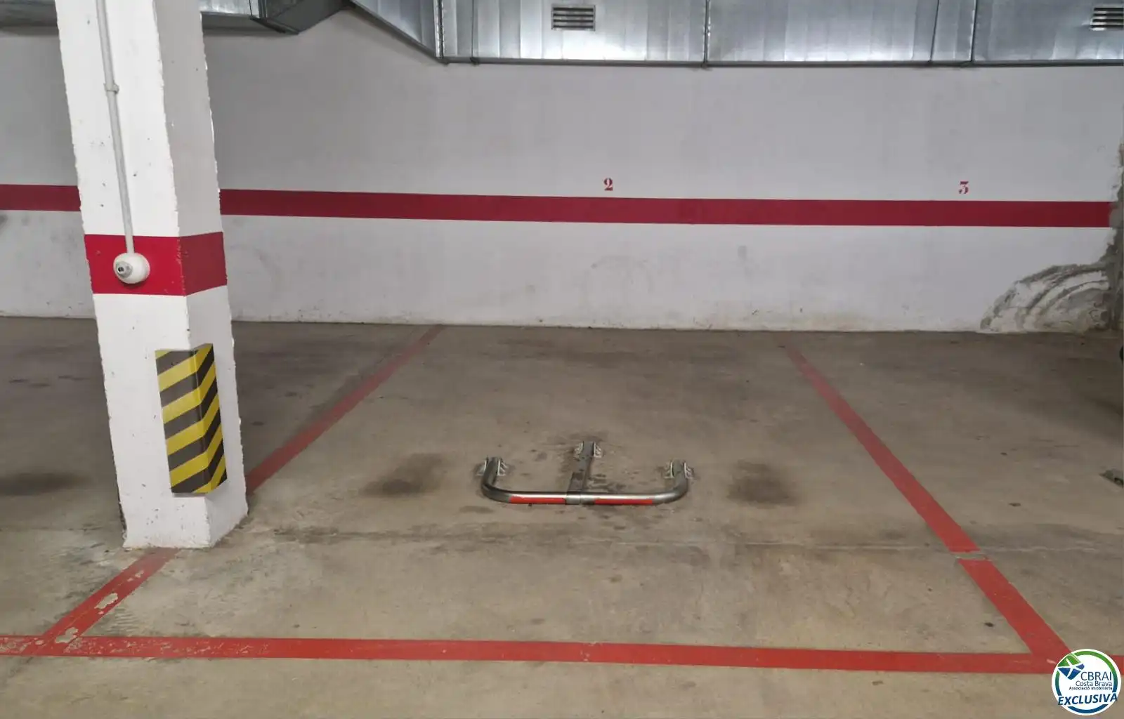 Parking of Flat for sale in Centre