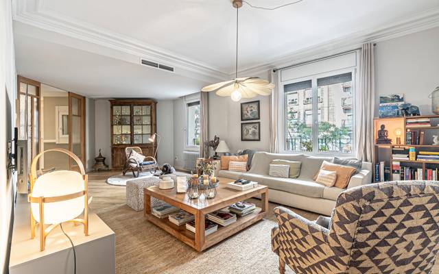 Piso en Venta en Via Augusta  en Sant Gervasi- Galvany