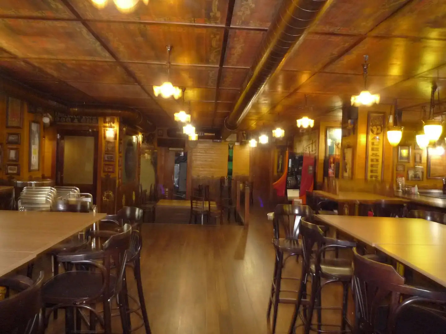 Commercial properties for rent in Calle Francisco Tomás y Valiente, Peñacastillo - Nueva Montaña