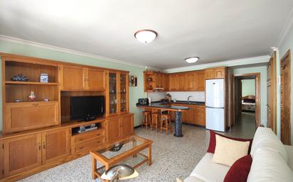 Kitchen of Flat to rent in Telde