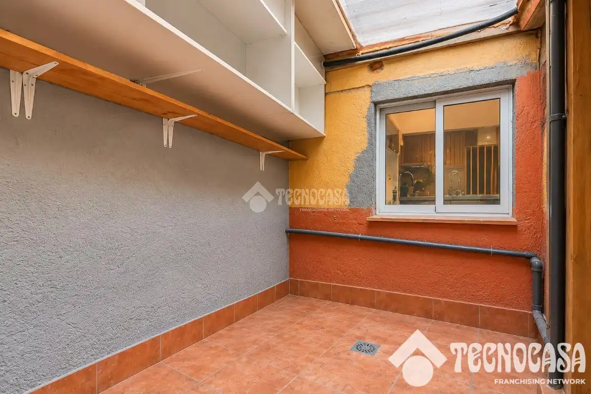Casa aparellada amb terrassa en venda a Cerdanyola, imagen 28