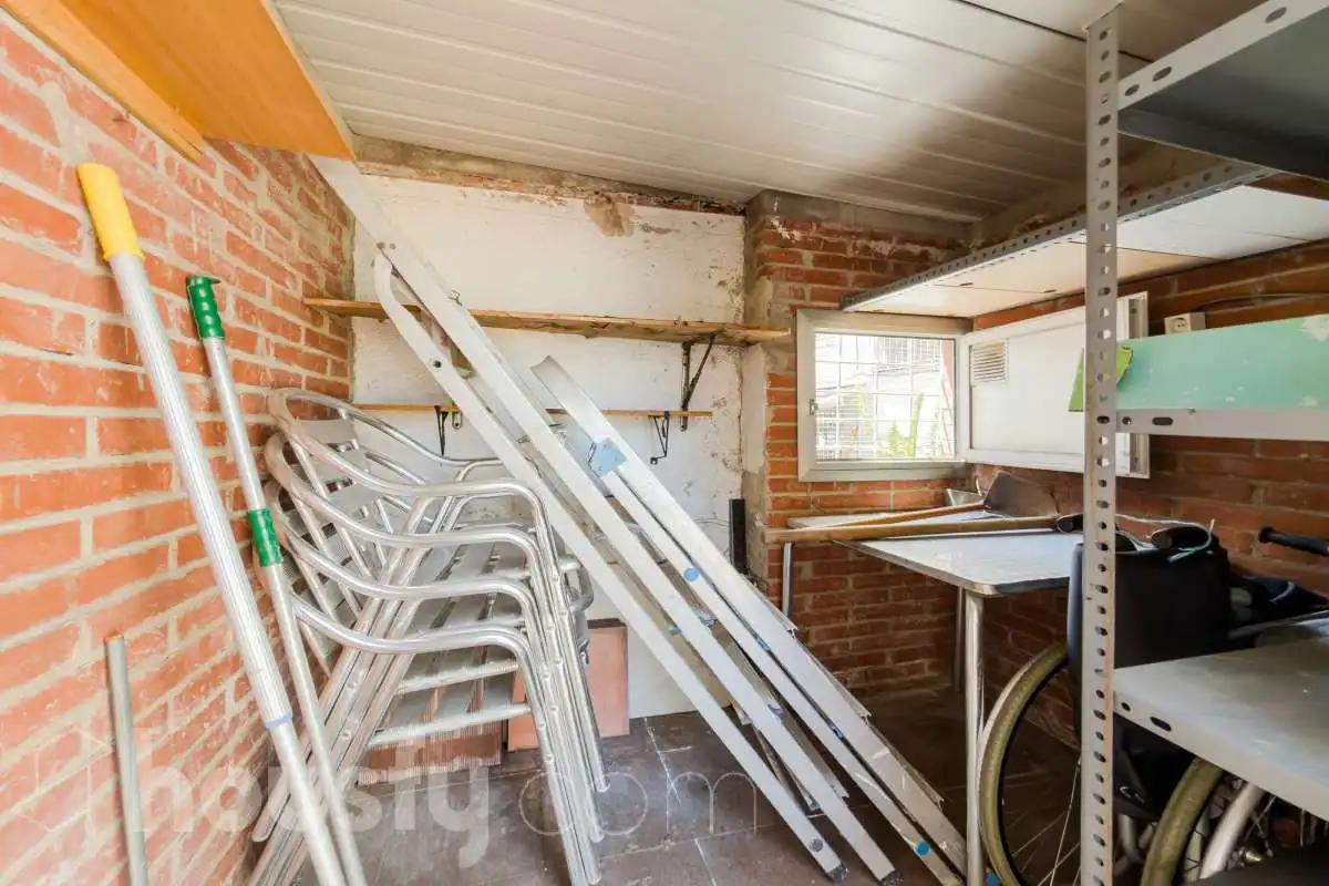 Casa o xalet en venda en Barcelona amb Jardí privat, Terrassa i Traster