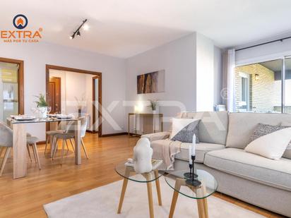 Living room of Flat for sale in  Madrid Capital  with Air Conditioner and Terrace