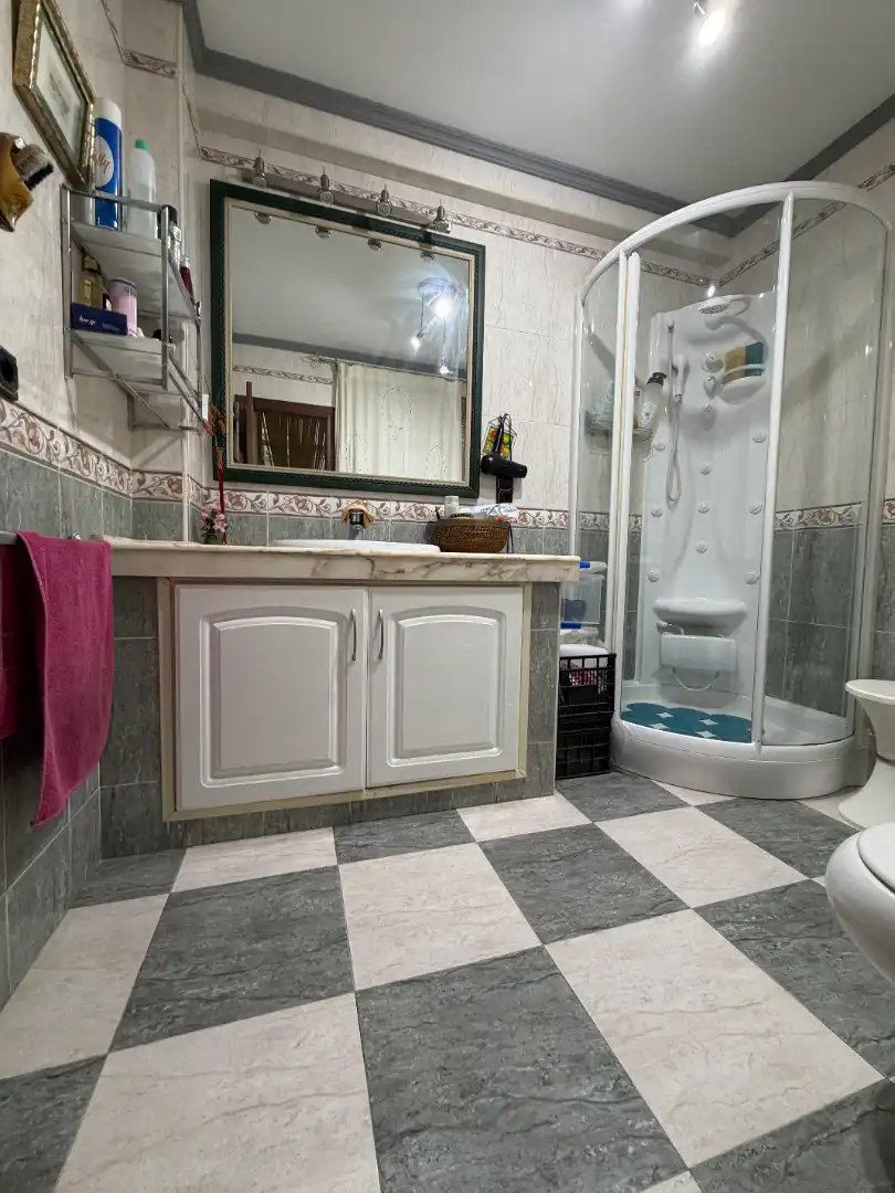 Baño de Casa o chalet en venta en Úbeda con Aire acondicionado, Calefacción y Terraza