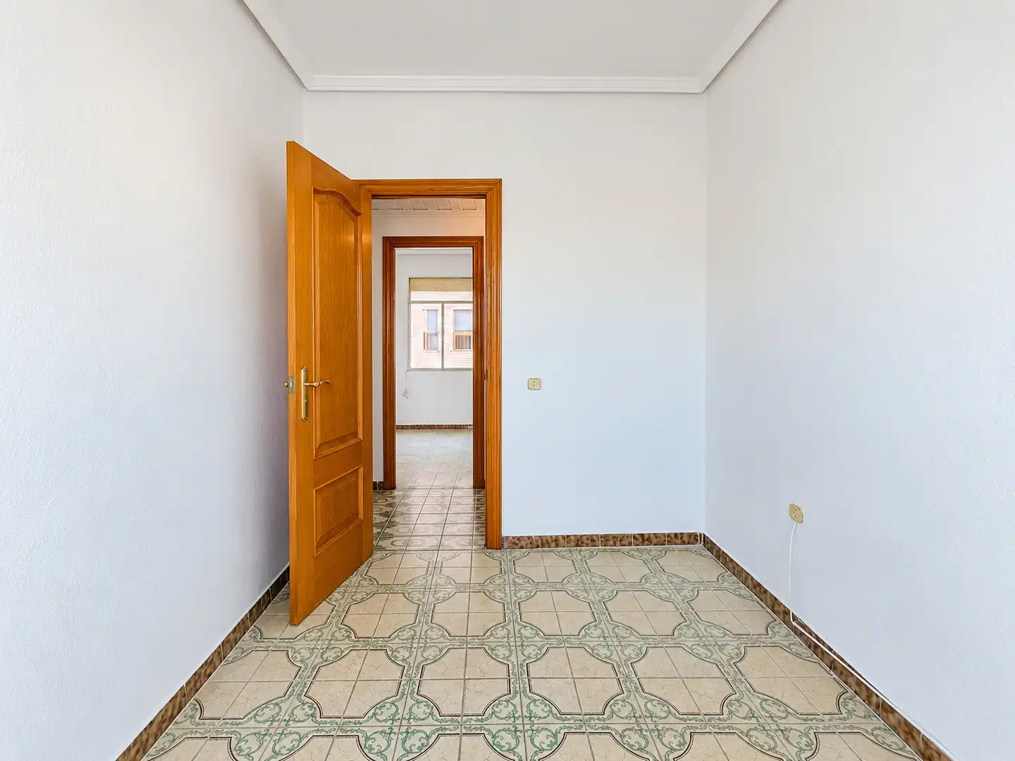 Flat for sale in Benicalap