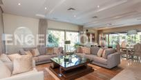 Living room of House or chalet for sale in  Madrid Capital  with Air Conditioner, Terrace and Swimming Pool
