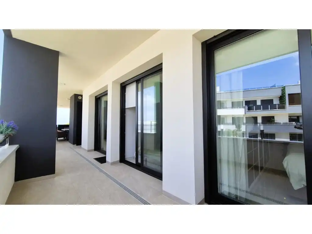 Apartamento con piscina en venta en Urbanizacion Horizonte Cl 10, imagen 28