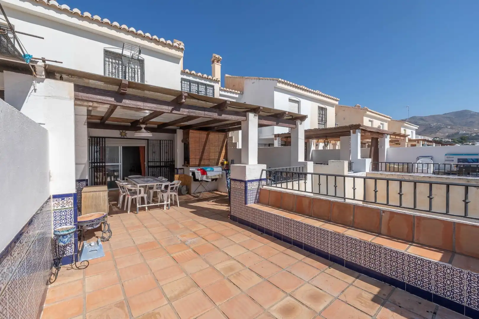 Terrasse von Haus oder Chalet zum Verkauf in Almuñécar mit Privatgarten, Terrasse und Balkon