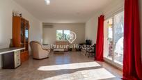 Living room of House or chalet for sale in El Vendrell  with Heating, Private garden and Terrace