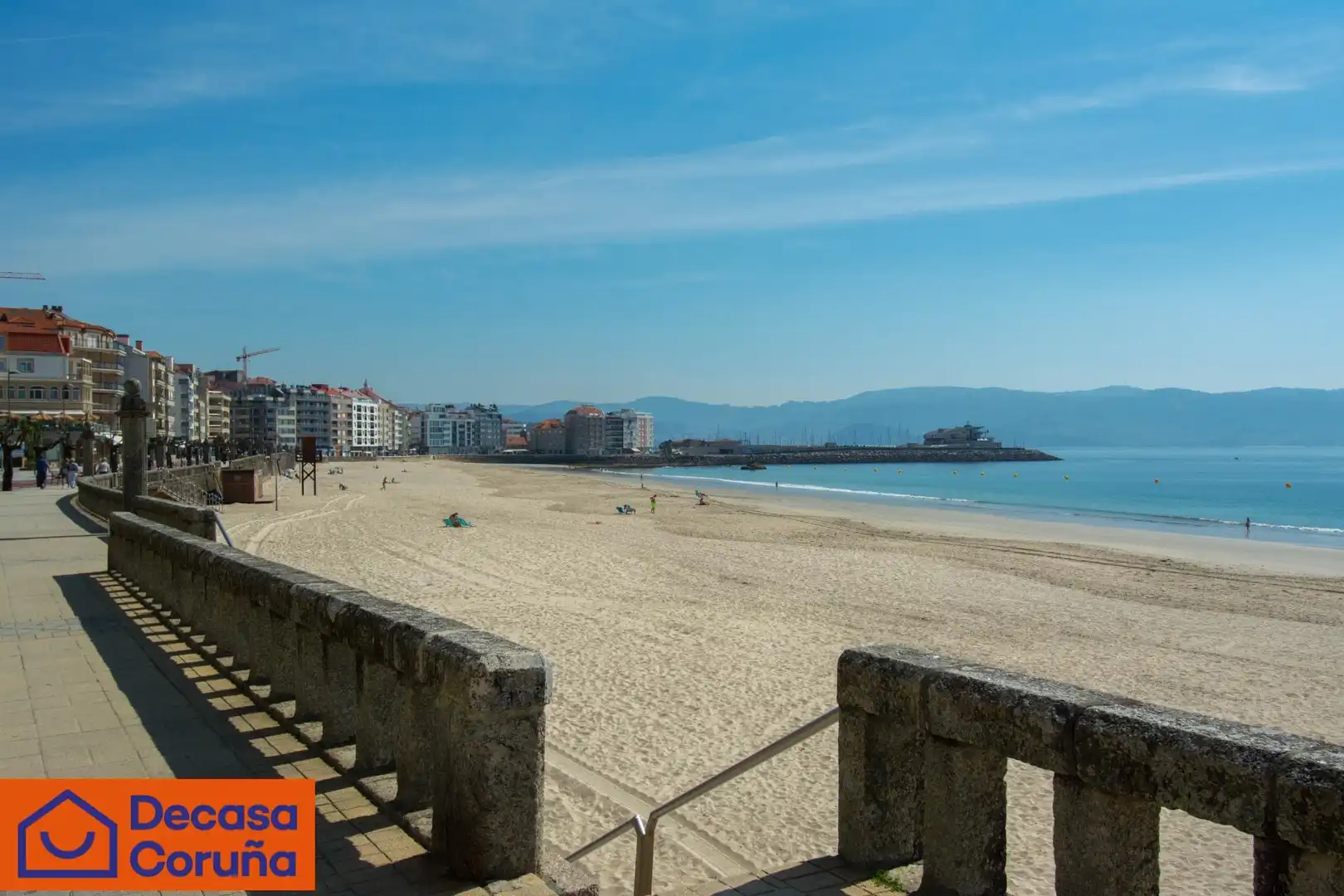 Vista exterior de Piso en venta en Sanxenxo con Calefacción, Terraza y Trastero