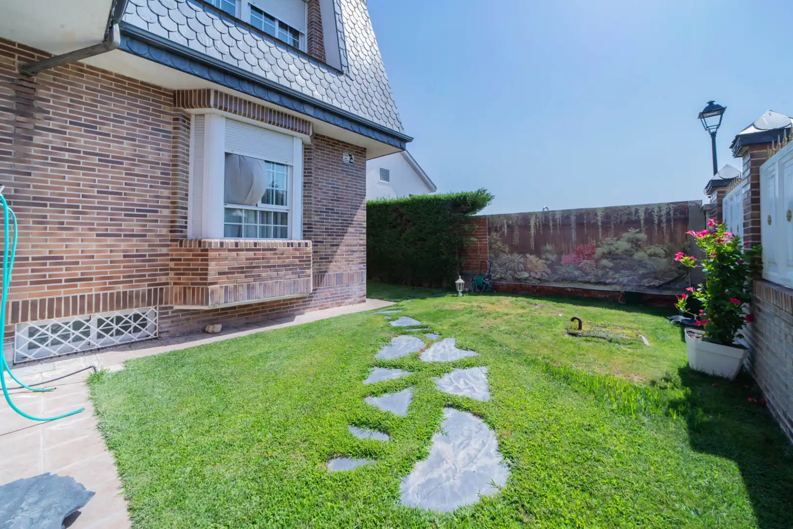 Garden of Houses for sale in Griñón  with Air Conditioner, Heating and Private garden