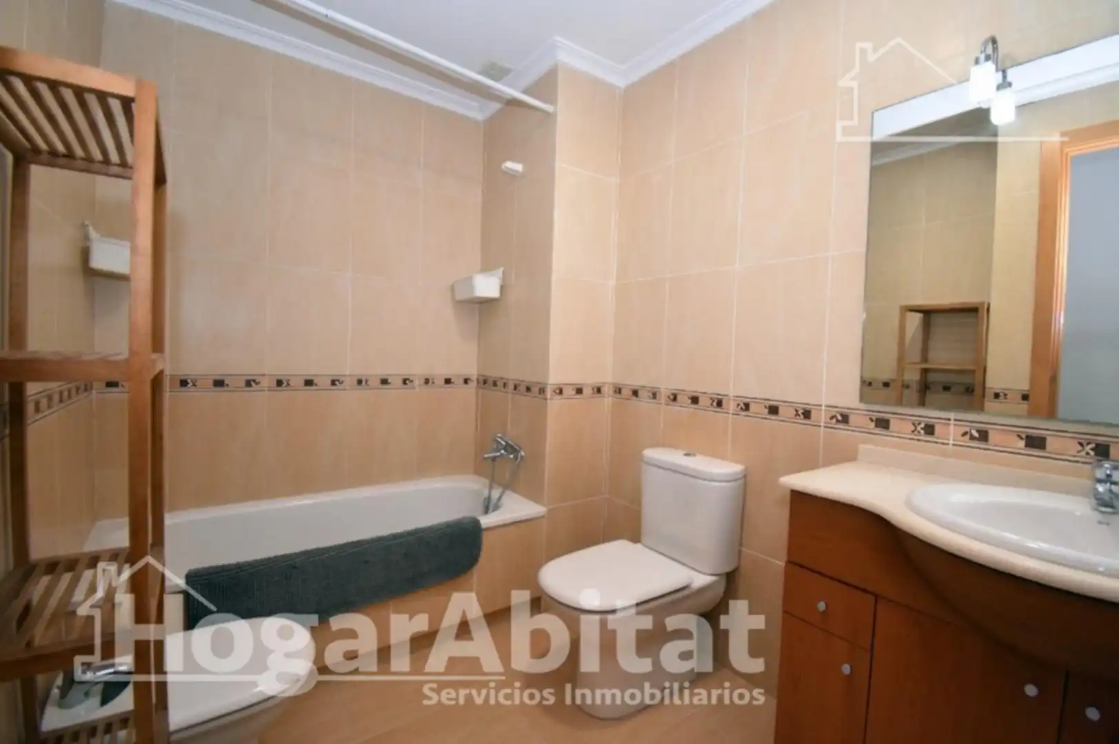 Bathroom of Attic for sale in Alcàsser  with Air Conditioner, Heating and Terrace