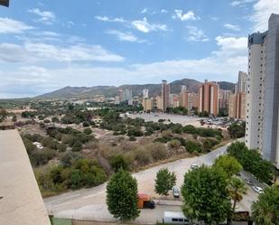 Vista exterior de Pis en venda en Benidorm amb Terrassa i Balcó