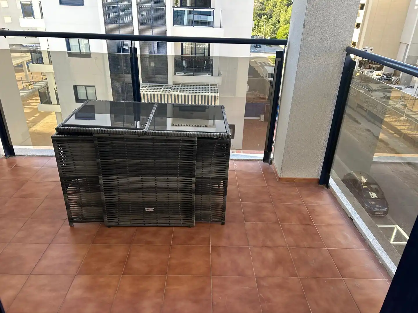 Terraza de Apartamento de alquiler con opción a compra en La Pobla de Farnals con Aire acondicionado, Jardín privado y Trastero