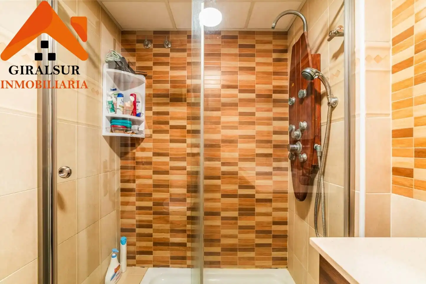 Baño de Piso en venta en Alcalá de Guadaira con Aire acondicionado y Trastero